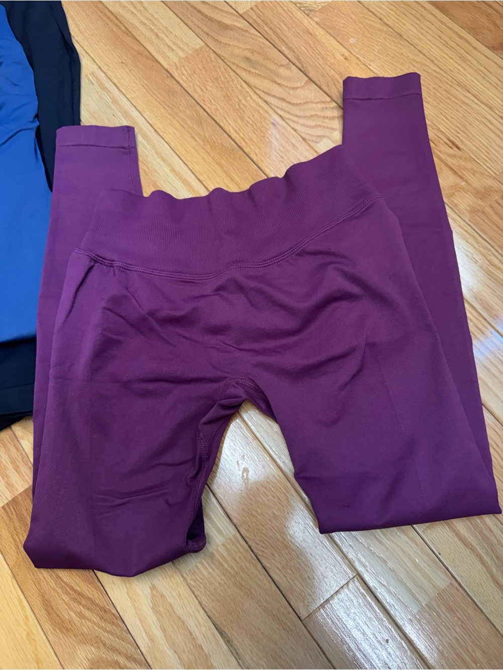 BUNDLE 11 Pairs of Booty Scrunch Leggings - Picture 3 of 4
